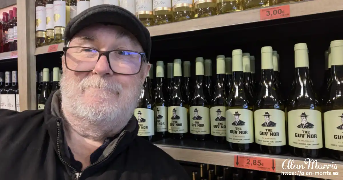 Alan Morris in Mercadona next to The Guvnor wine.